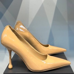 Женские кожаные туфли Jimmy Choo 2024 бежевые лакированные