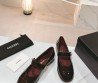 Женские кожаные туфли Chanel 2024 бордовые с ремешком лакированные
