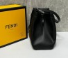 Женская кожаная сумка Fendi 2024 черная 27х25х12