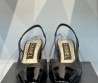 Женские кожаные босоножки Chanel 2024 черные с лакированным носом