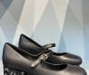 Женские кожаные туфли Chanel 2024 черные на каблуке в стразах