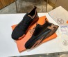 Мужские комбинированные кроссовки черные Hermes 2024 с черной подошвой