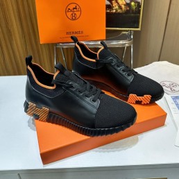 Мужские комбинированные кроссовки черные Hermes 2024 с черной подошвой