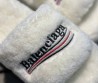 Женские меховые шлепанцы Balenciaga 2024 молочные