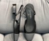Женские кожаные босоножки Chanel 2024 черные с серым носом