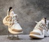 Женские кожаные кроссовки Louis Vuitton 2024 Archlight белые с бежевым