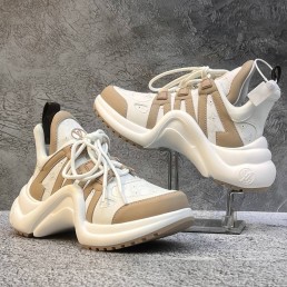 Женские кожаные кроссовки Louis Vuitton 2024 Archlight белые с бежевым