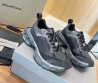 Женские комбинированные кроссовки Balenciaga 2024 с эффектом потертости черные с серым