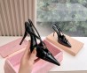 Женские кожаные туфли Miu Miu 2024 черные лакированные каблук 10 см