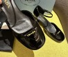 Женские кожаные туфли Prada 2024 черные лакированные каблук 4,5 см