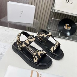 Женские сандалии Christian Dior 2024 D-Wave с вышивкой бежевые с черным