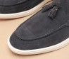 Мужские замшевые лоферы Santoni 2024 с кисточками серые