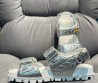 Женские кожаные босоножки Miu Miu 2024 серебристые