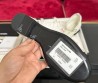 Женские кожаные туфли Chanel 2024 белые с черным носом с цветком