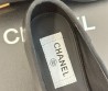 Женские кожаные лоферы Chanel 2024 черные с золотым каблуком и текстильным носом