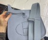 Женская кожаная сумка Hermes 2024 голубая с накладным карманом