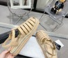 Женские кожаные сандалии Chanel бежевые с плетением 2024