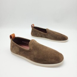 Мужские замшевые слипоны Loro Piana коричневые 2024