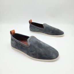 Мужские замшевые слипоны Loro Piana серые 2024