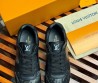 Мужские кожаные кроссовки Louis Vuitton Run Away черные с радужным эффектом 2024