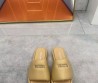 Женские кожаные шлепки Prada бежевые 2024