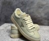 Женские кожаные кроссовки Prada серые с логотипом 2024