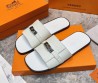 Мужские кожаные шлепки Hermes белые с замочком 2024