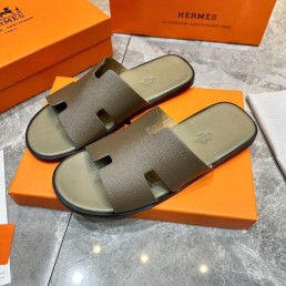 Мужские кожаные шлепки Hermes коричневые 2024