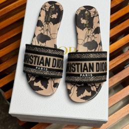 Женские комбинированные шлепки Christian Dior Dway бежевые с черным 2024