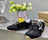 Женские комбинированные кроссовки Miu Miu х New Balance черные с разноцветными шнурками 2024