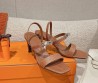 Женские кожаные босоножки Hermes коричневые 2024