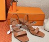 Женские кожаные босоножки Hermes коричневые 2024