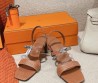 Женские кожаные босоножки Hermes коричневые 2024