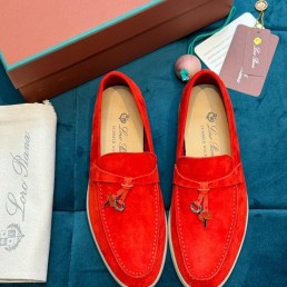 Женские замшевые лоферы Loro Piana ярко-красные 2024