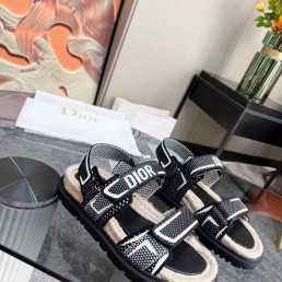 Женские текстильные сандалии Christian Dior черные с белым 2024