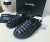 Женские кожаные сандалии Chanel черные с плетением 2024