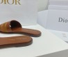 Женские кожаные шлепанцы Christian Dior коричневые 2024