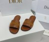 Женские кожаные шлепанцы Christian Dior коричневые 2024
