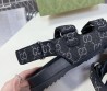 Женские текстильные сандалии Gucci синие с логотипами 2024