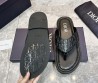 Мужские кожаные шлепанцы Christian Dior черные с рельефными логотипами 2024