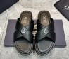 Мужские кожаные шлепанцы Christian Dior черные 2024