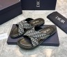 Мужские комбинированные шлепанцы Christian Dior черные с бежевым 2024
