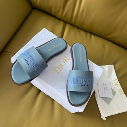 Женские кожаные шлепанцы Christian Dior Dway голубые 2024