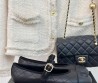 Женские кожаные балетки с ремешком Chanel черные 2024