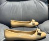 Женские кожаные балетки Salvatore Ferragamo Varina ballet flat бежевые лакированные 2024