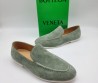 Мужские замшевые лоферы Bottega Veneta зеленые 2024