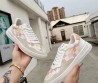 Женские комбинированные кроссовки Louis Vuitton Stadium белые с розовой клеткой 2024