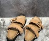 Женские замшевые шлепанцы Louis Vuitton Bom Dia flat comfort бежевые 2024
