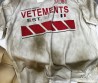 Женская футболка Vetements oversize белая с эффектом загрязнения 2024