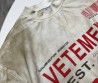 Женская футболка Vetements oversize белая с эффектом загрязнения 2024